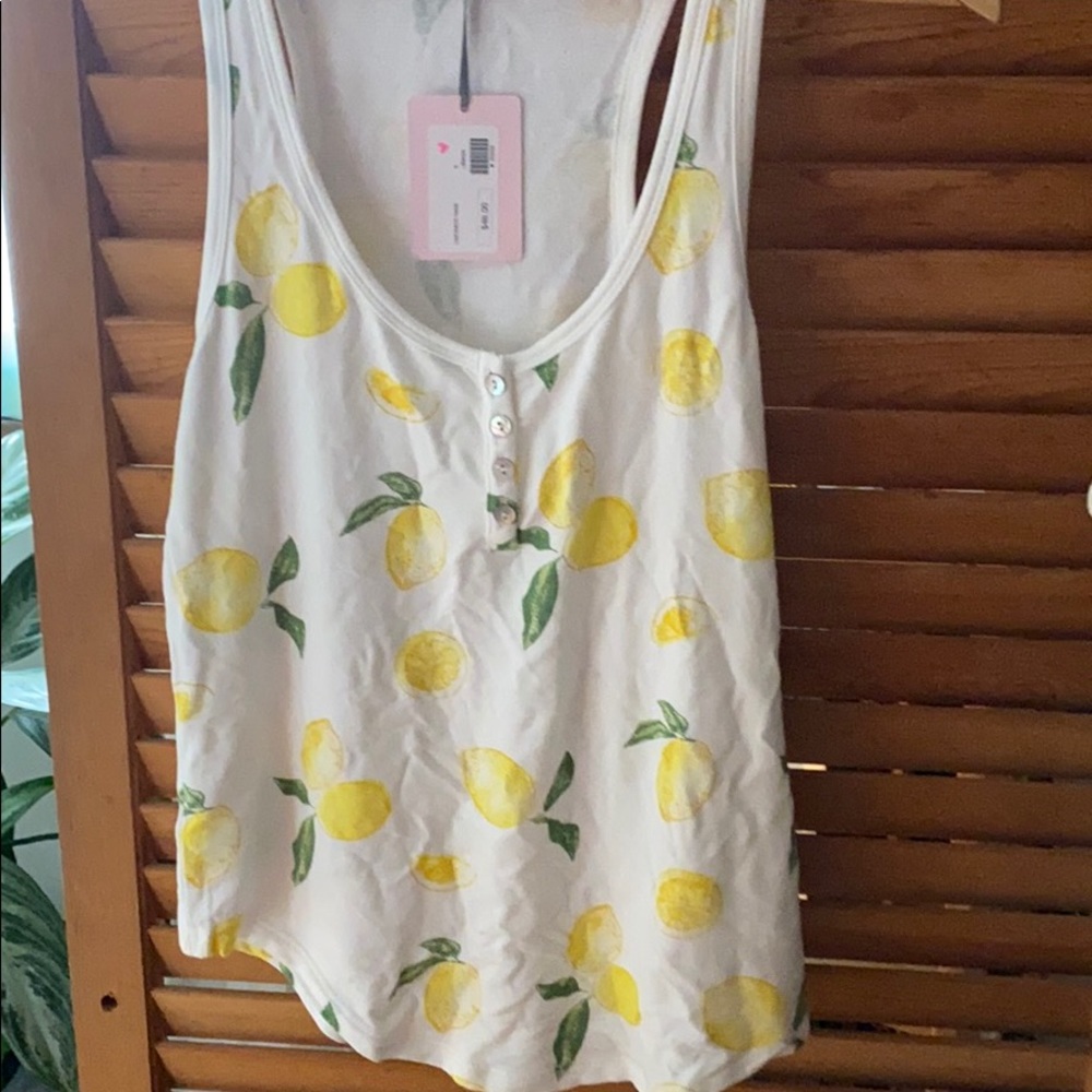 Summer lemon tank